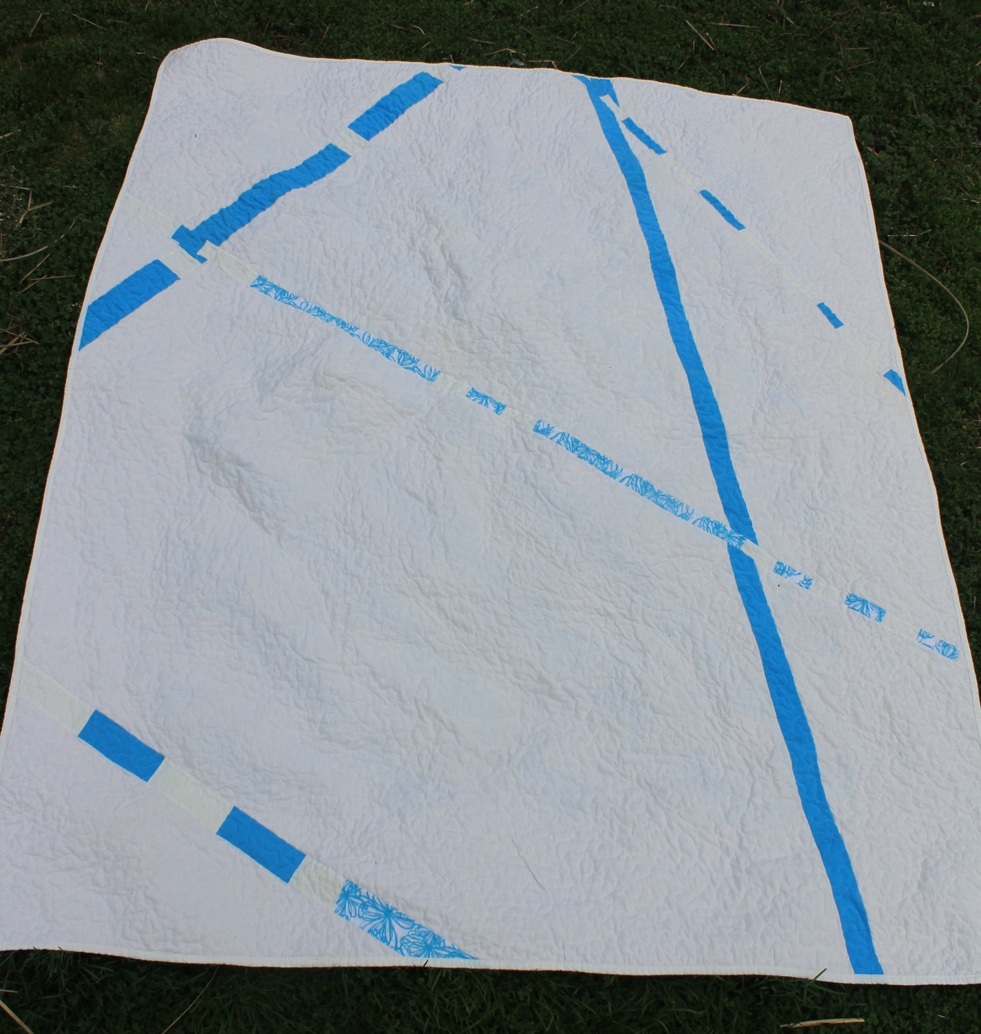 Modern Geometric Patchwork Twin/Full Quilt