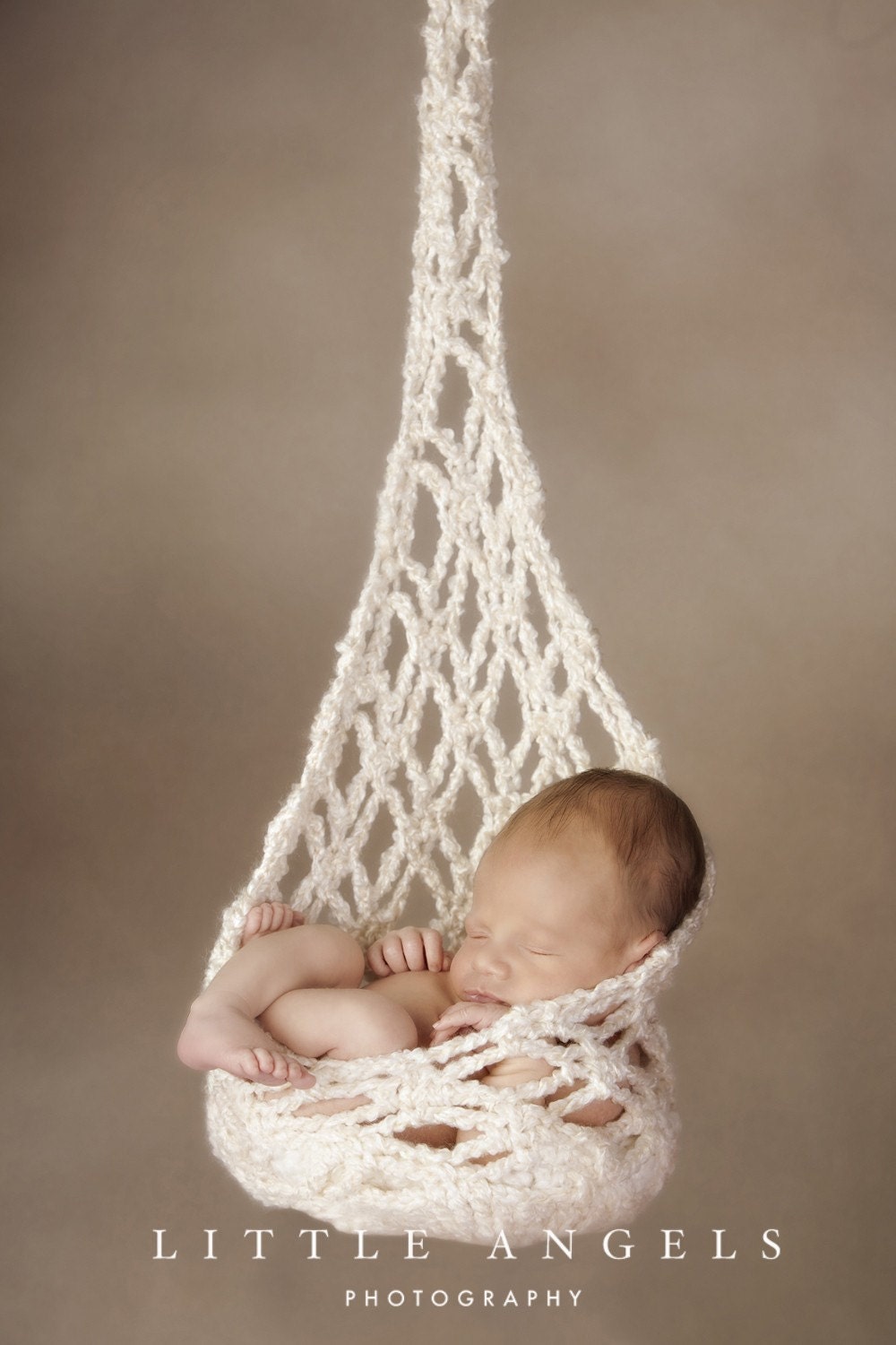 Dazzling Diamonds Newborn Stork Sack Crochet Pattern (514)