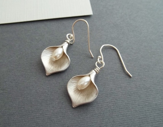Calla Lily Earrings, White Gold , White Pearl, Calla Lily Jewelry