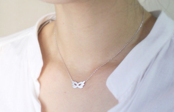 Tiny Fairy Mask charm Necklace - S2226-1