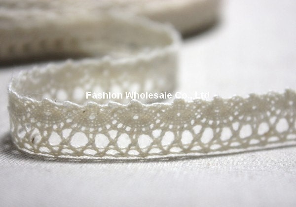 5 Yards Cotton Crochet Lace - Kathy, Beige (Free Bobbin Cardboard)