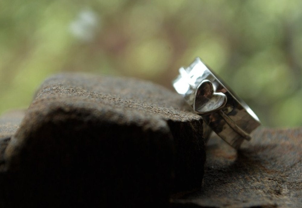 Follow Your Heart - sterling silver SPIN ring