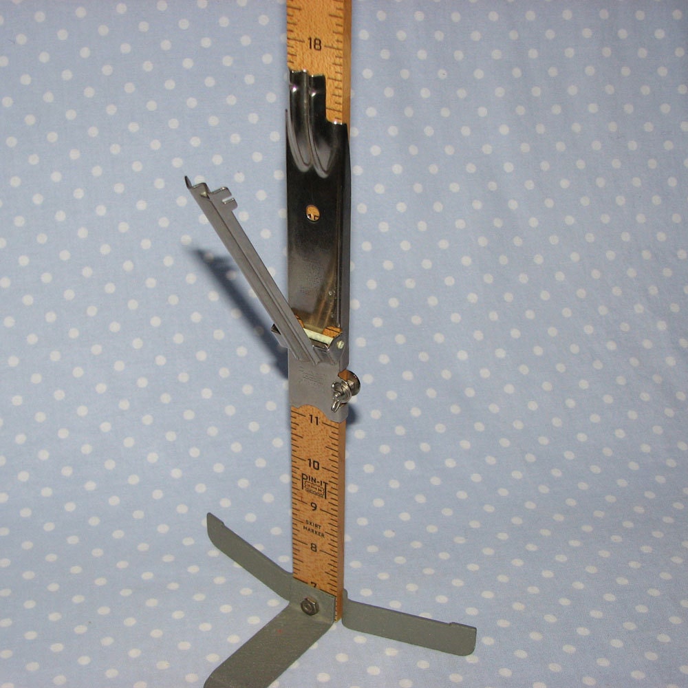 Vintage Sewing Skirt Hem Marker Helper Pin It Brand by PeaPickins
