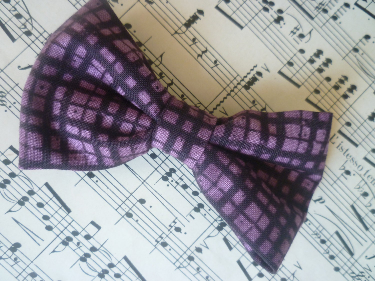 Plum plaid bow tie - boy's clip on