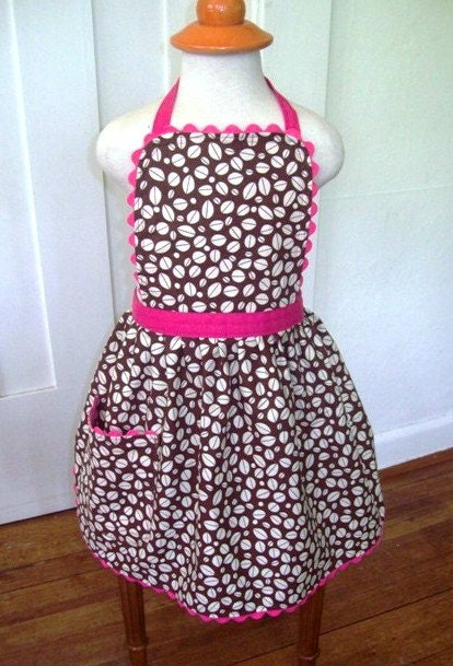 Girls Full Apron, Pink Coffee Bean, Childrens & Toddler Apron size 2-3 years, 3T , READY MADE