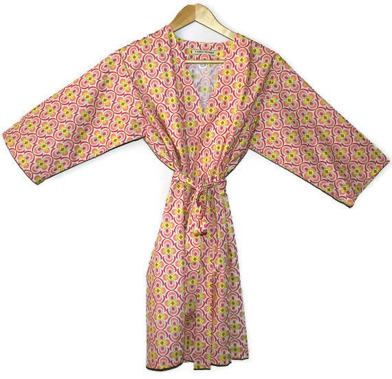 Womens Robe. Dressing Gown. Cover Up. Dancing the Tango.  Mid Calf Length.