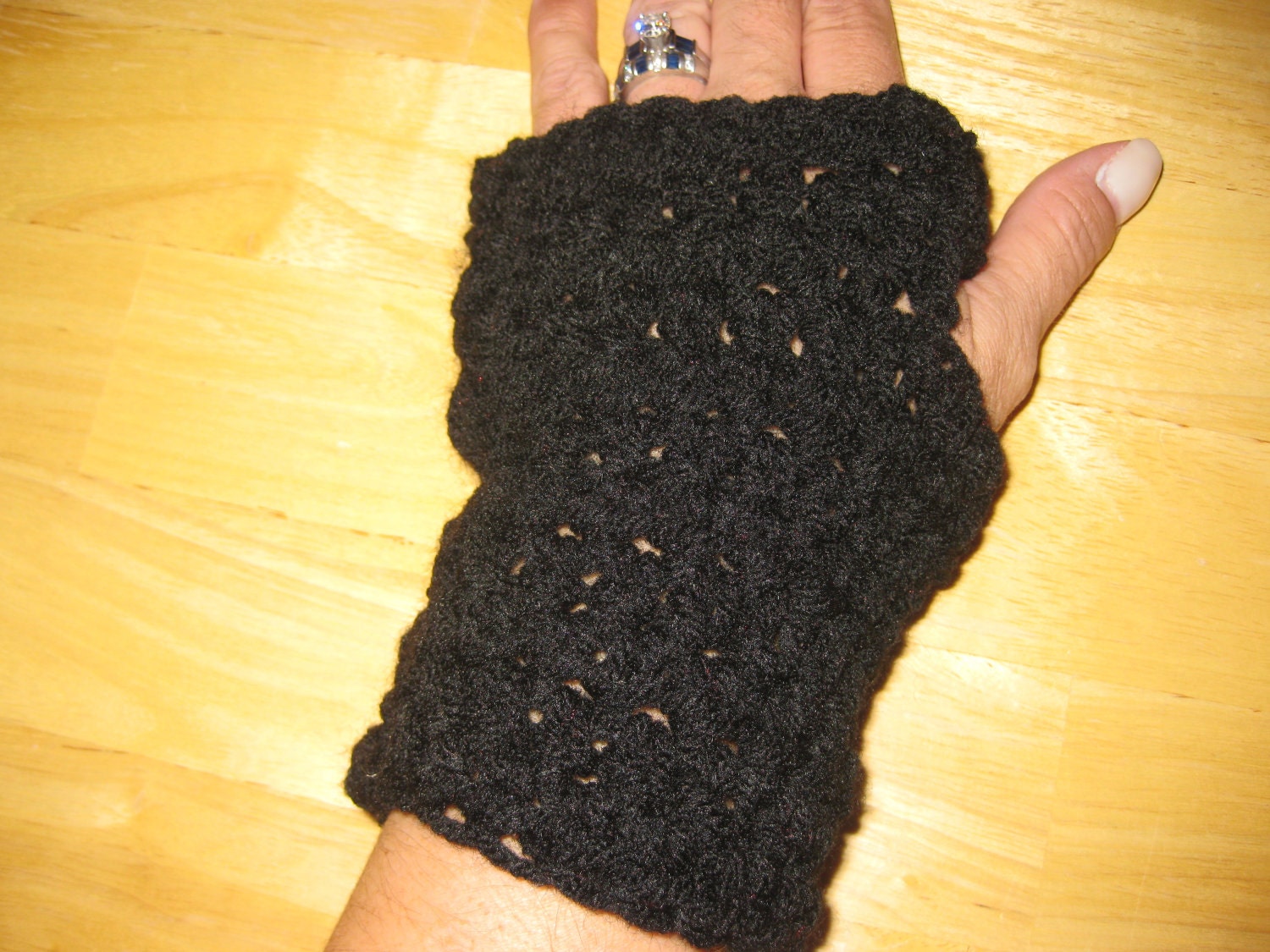 Black Fingerless Gloves/Wrist Warmers