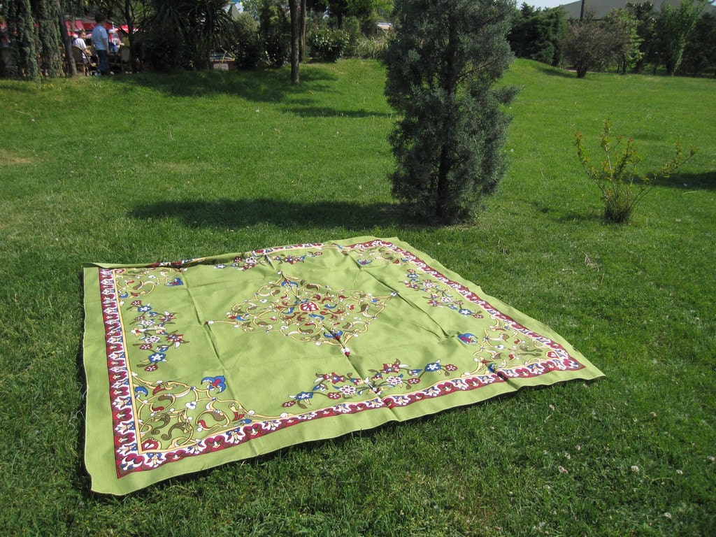 Green square Tablecloth daisy floral tile print Ottoman Picnic Park Beach Yard Camp Yoga cloth Turkish traditional Hand woven