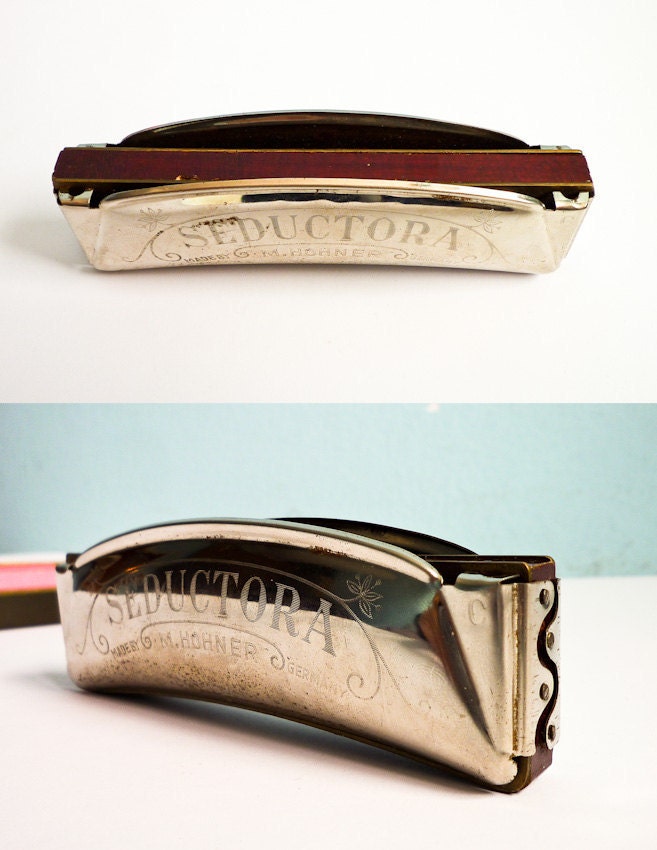 Vintage Harmonica Hohner Seductora Key C