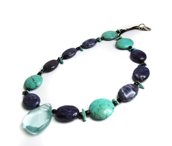 Turquoise sodalite beaded necklace