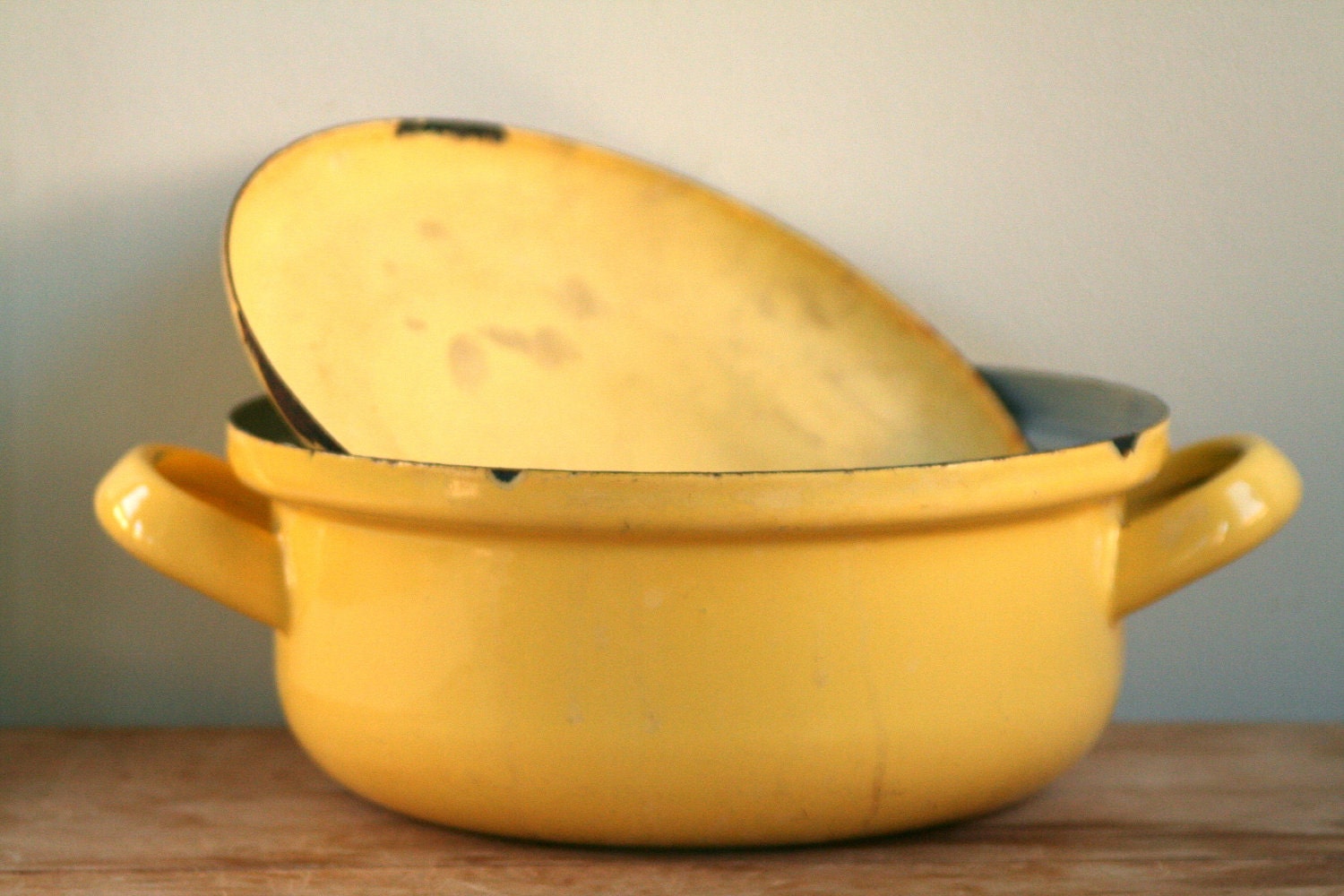 Vintage French Lemon Enamel Cooking Pot - Shabby Chic