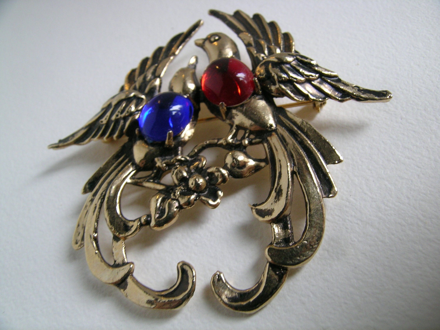 Vintage Kirk's Folly Love Bird Jelly Belly brooch   VJSE