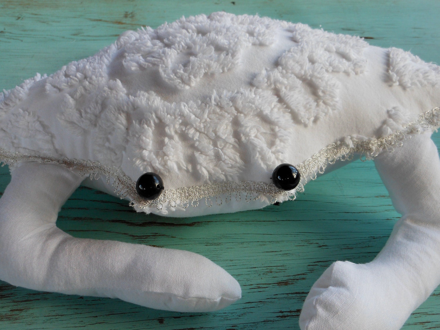 Crab White Chenille Pillow Beachy Chic Coastal Living Decor