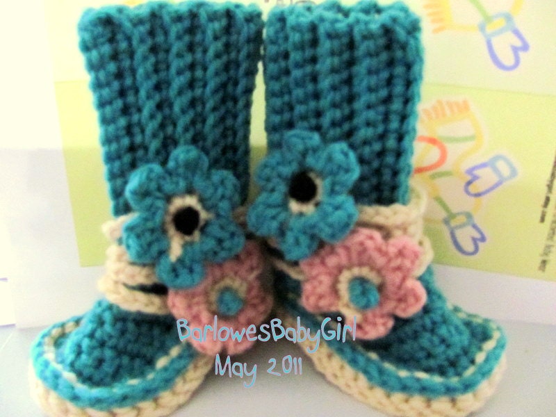Buggs Crochet Baby Booties in Teal with Detachable Flower Accents