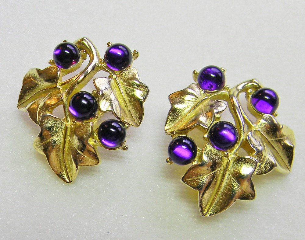 SALE Earrings Trifari Kunio Matsumoto Purple Grapes Leaves