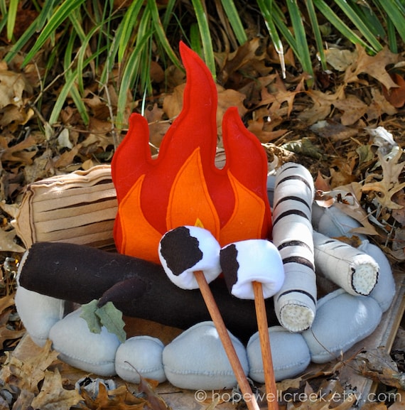Felt Campfire Playset (made to order)
