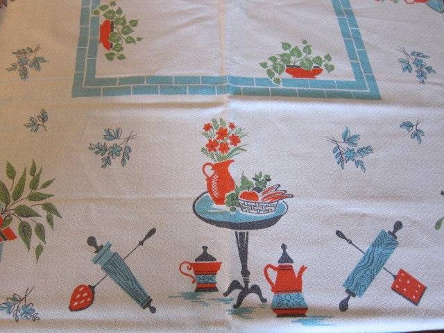 Retro 1960's Linen Tablecloth