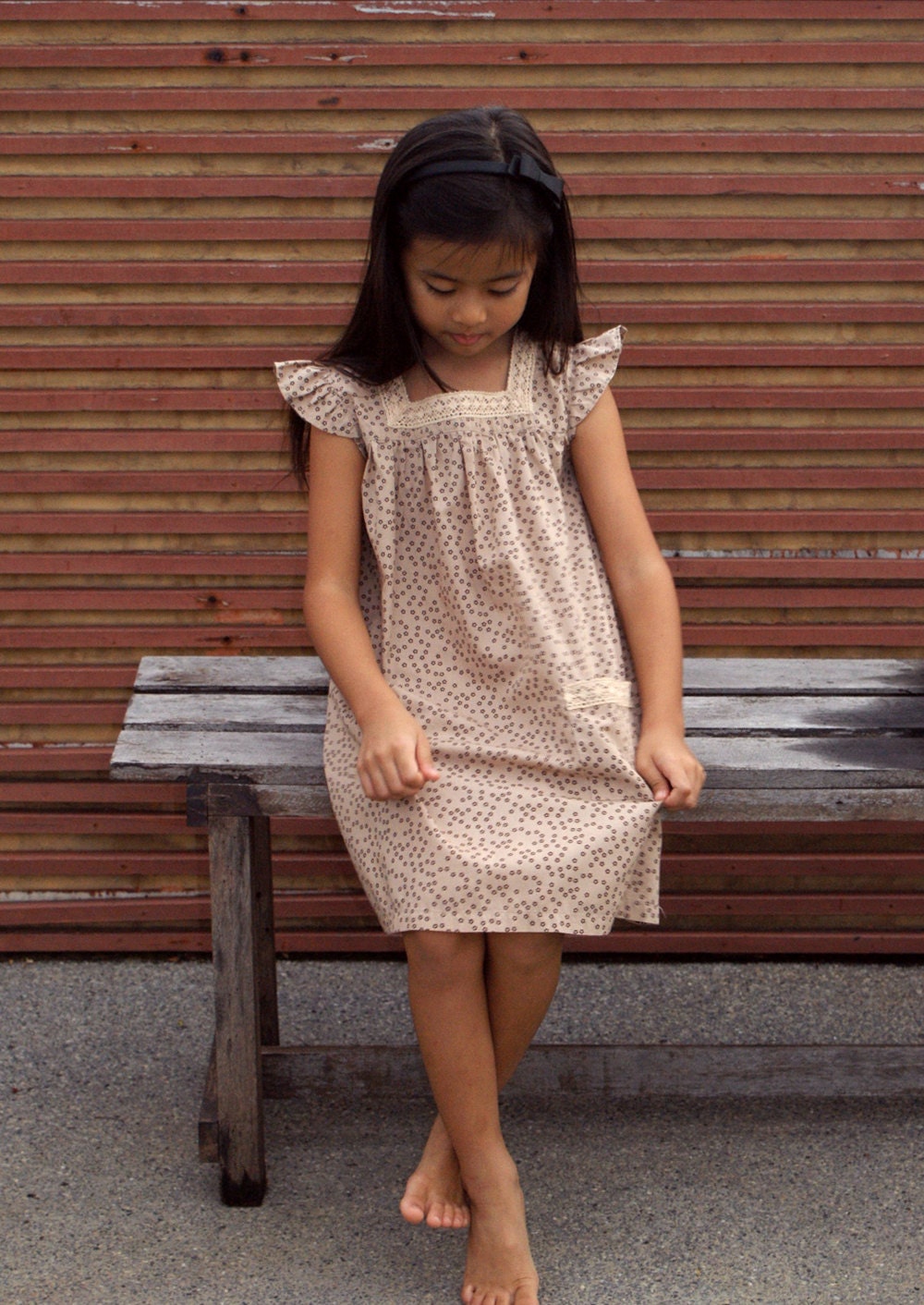 PDF Pattern - Madison Dress for 4 - 10 years old and tutorial.