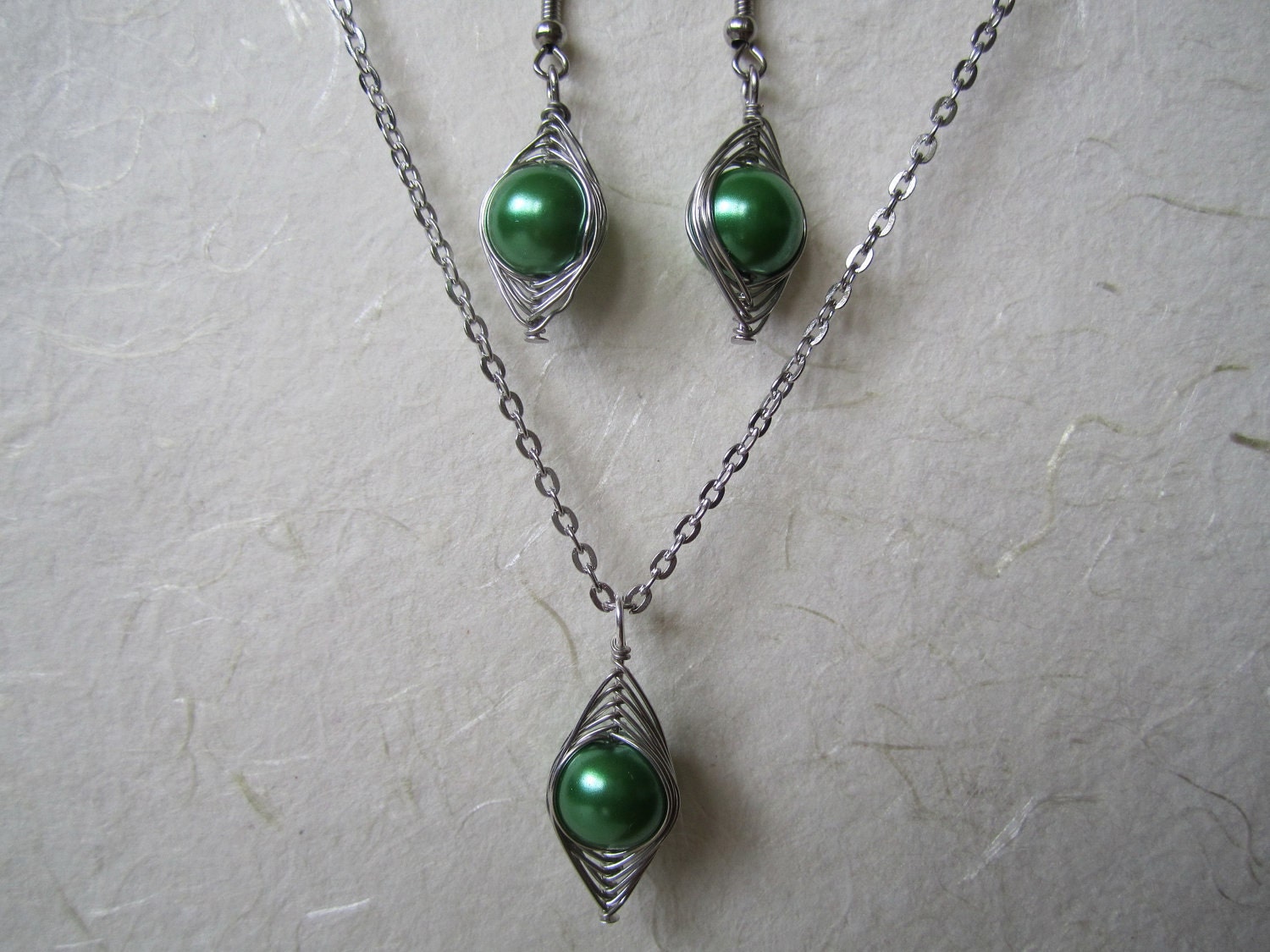 Green Pearl Peas in a Pod Earrings and Necklace Set