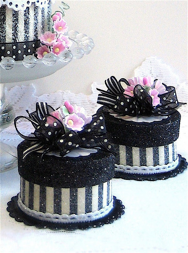 Stylish Party Favor Gift Box