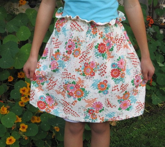 Vintage Retro Floral Half Apron - Terry Cloth, Fun Design, Vibrant