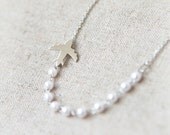 Airplane and pearls Necklace in silver