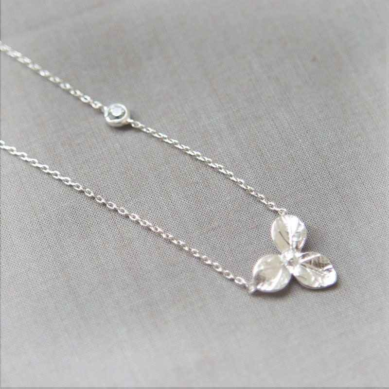 Tiny Three Petal Necklace