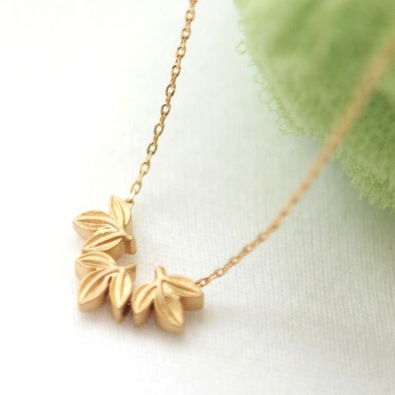 Gold Laurel leaf necklace by laonato on Etsy