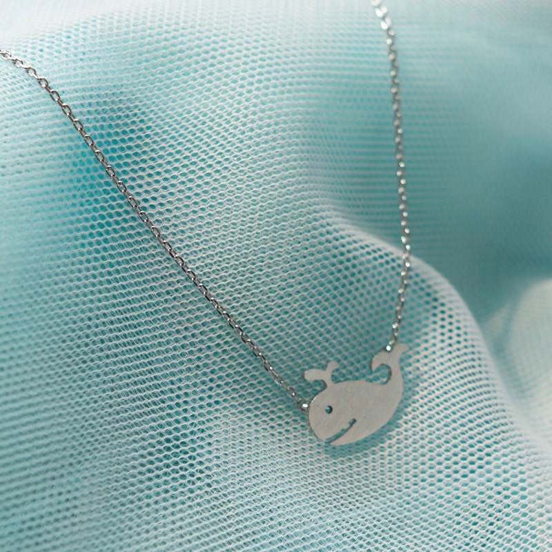 Happy whale necklace in matte silver