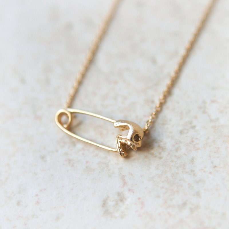 Safety Pin with Skull necklace