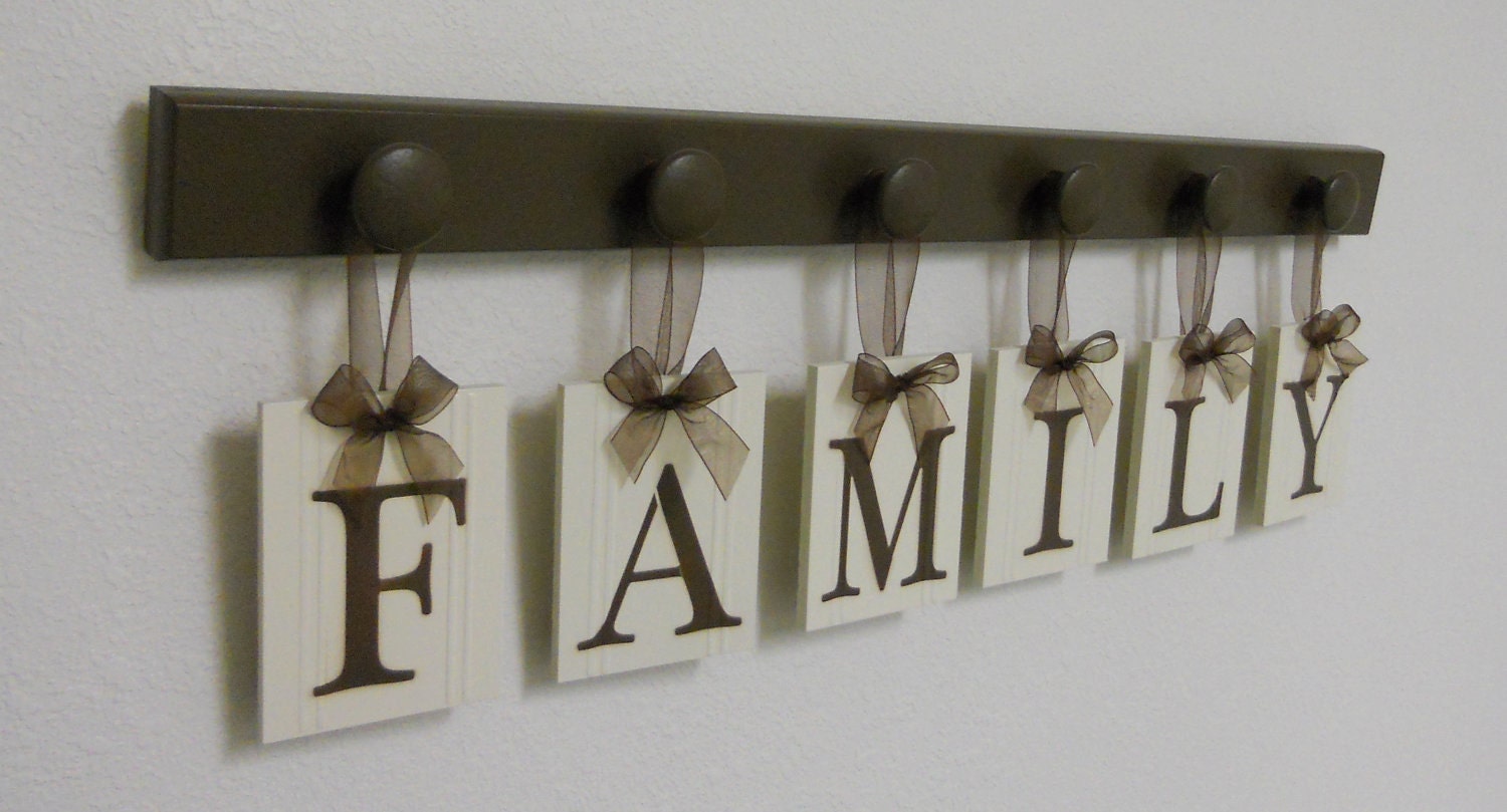 FAMILY - Shabby Chic Cottage Sign, Home Decor Wood Sign, Wood Hanging Sign Includes 6 Wooden Peg Hooks In Chocolate Brown