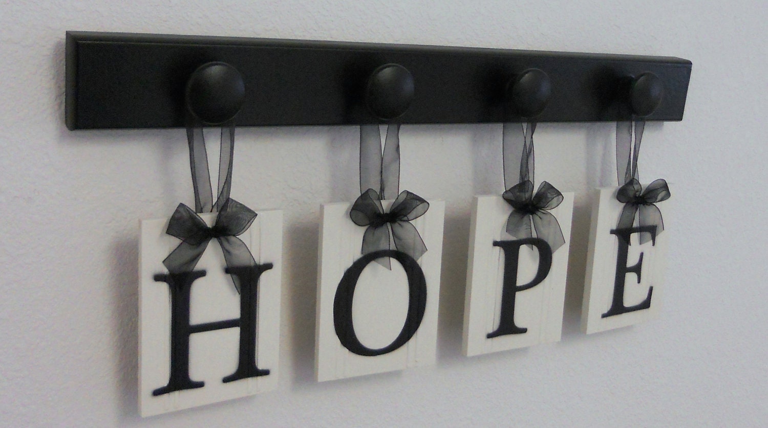 HOPE Shabby Chic Cottage Sign, Home Decor Wooden Sign, Wood Hanging Sign Includes 4 Wooden Hangers in Black