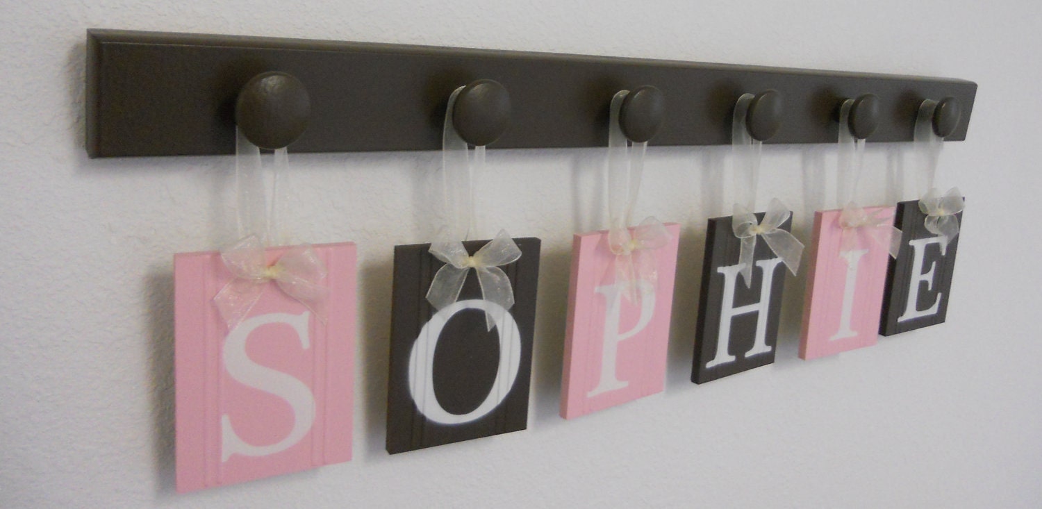 Children Wall Art Letters Wooden. Set Includes 6 Peg Hooks and Babies Name SOPHIA Painted Light Pink and Brown. Baby Girls Room Wall Decor