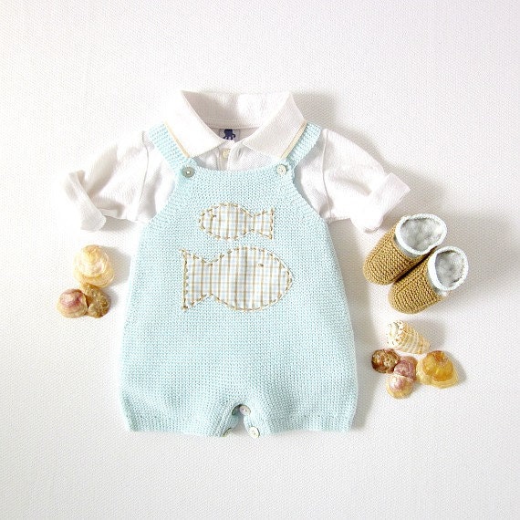 A knitted blue overalls with fishes and little shoes. 100% cotton. Newborn. Item unique.