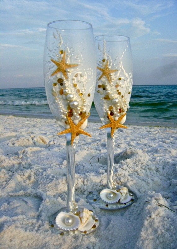 Starfish wedding champagne glasses, decorated with real starfish, sea shells, sea glass and pearls