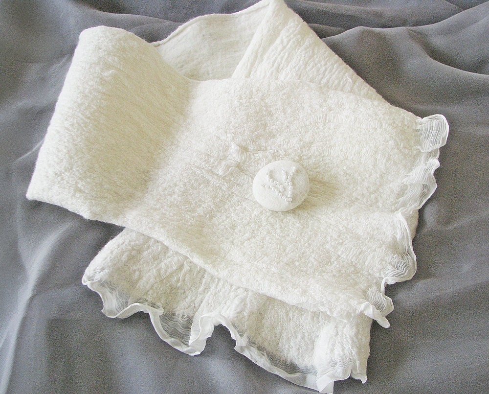 Bridal collar / Bridal scarf - natural white wool and silk - hand made -  nuno felted