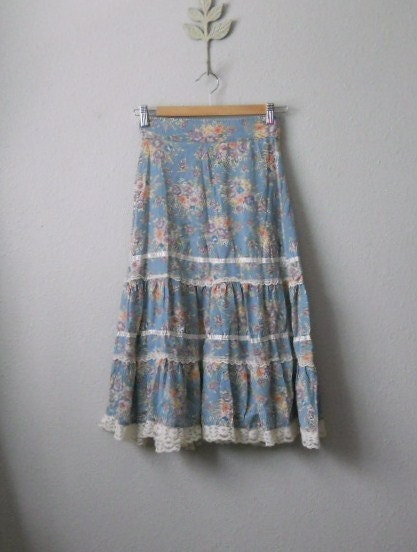 vintage 70s 80s floral prairie midi skirt/ womens xsmall small
