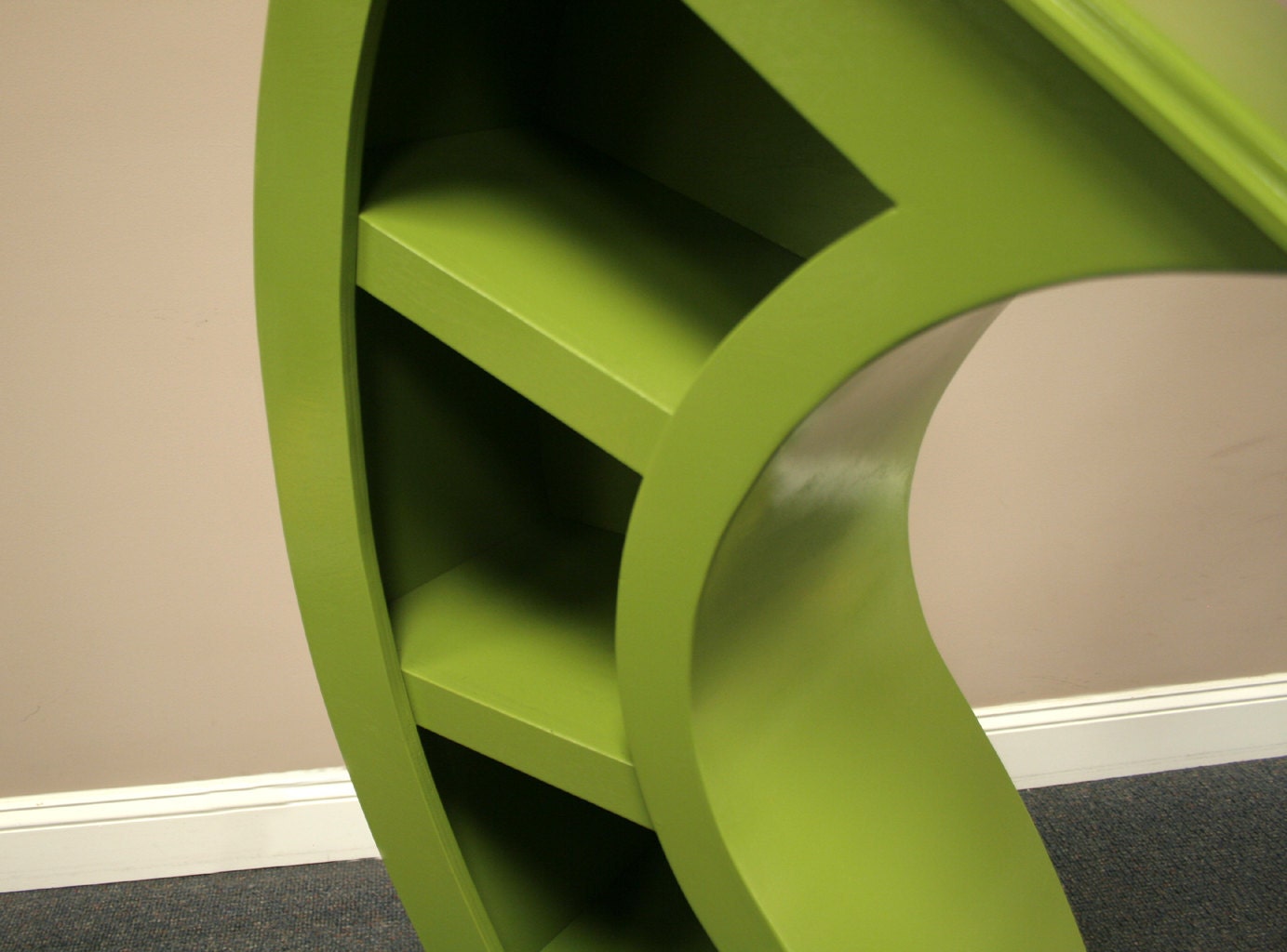 Handmade 4ft Curved Bookshelf