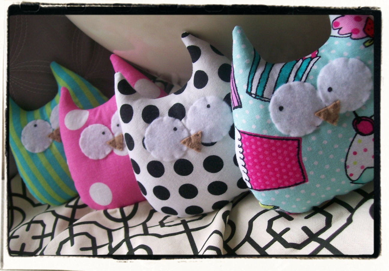 Owl Ornament Plushie - Pink Teal Cupcake Set of 4