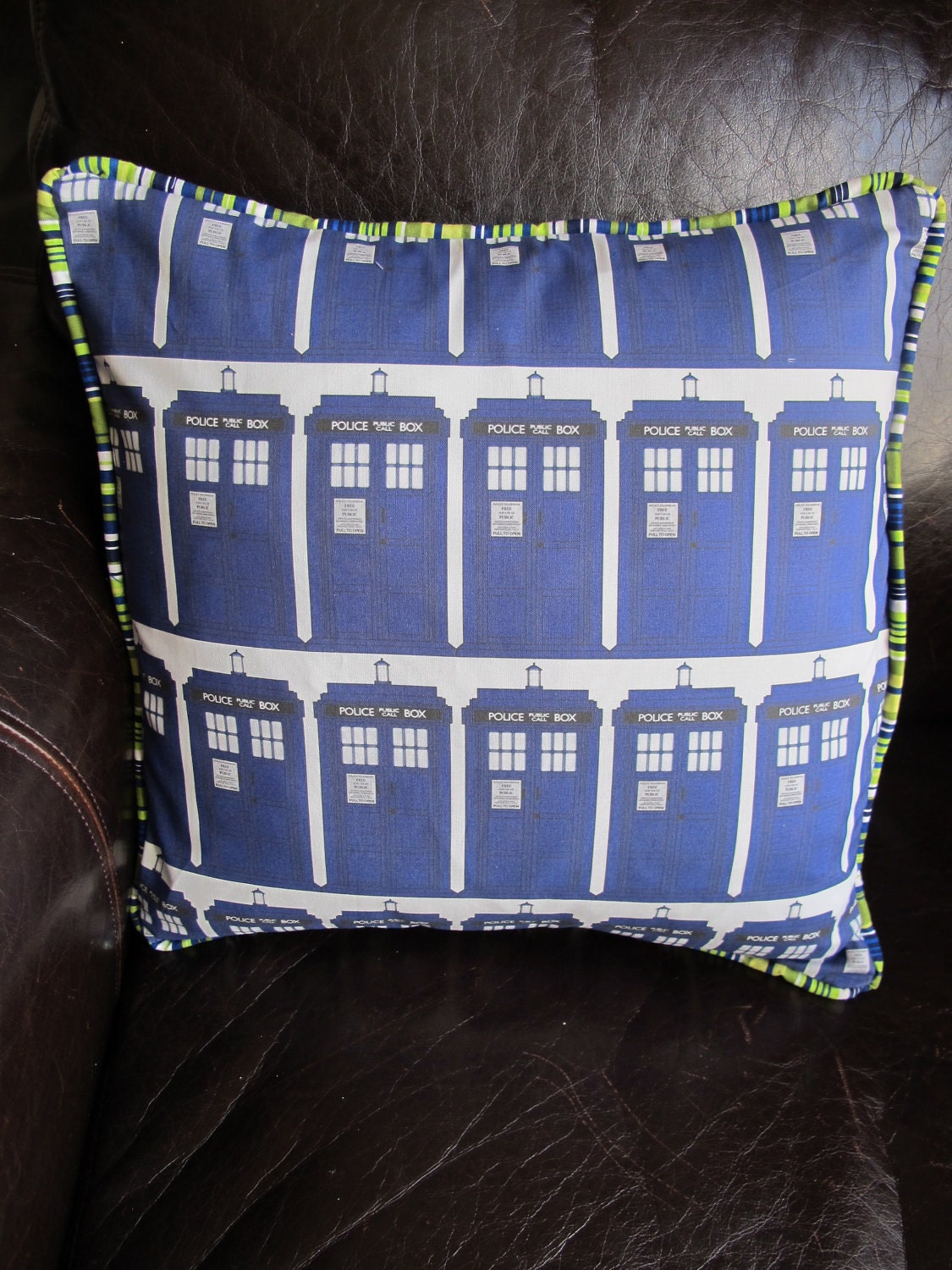 TARDIS Dr. Who Pillow