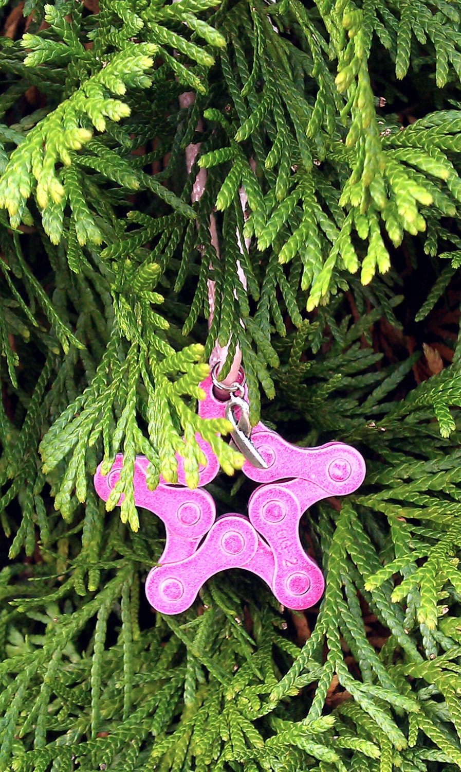 Breast Cancer Pink Bicyle Chain Star Christmas Ornament