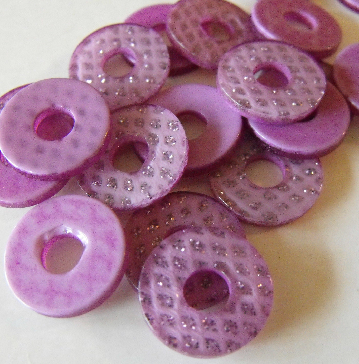 20 Lilac Glitter Plastic Washers