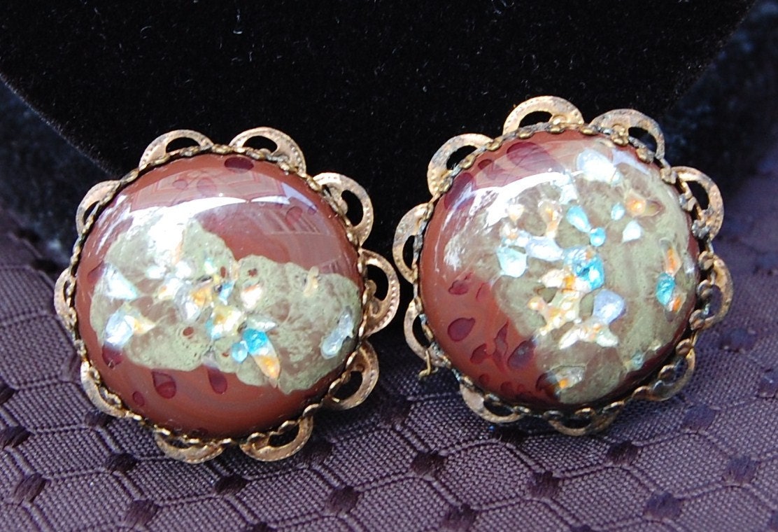 Vintage Confetti Thermoset Clip On Earrings