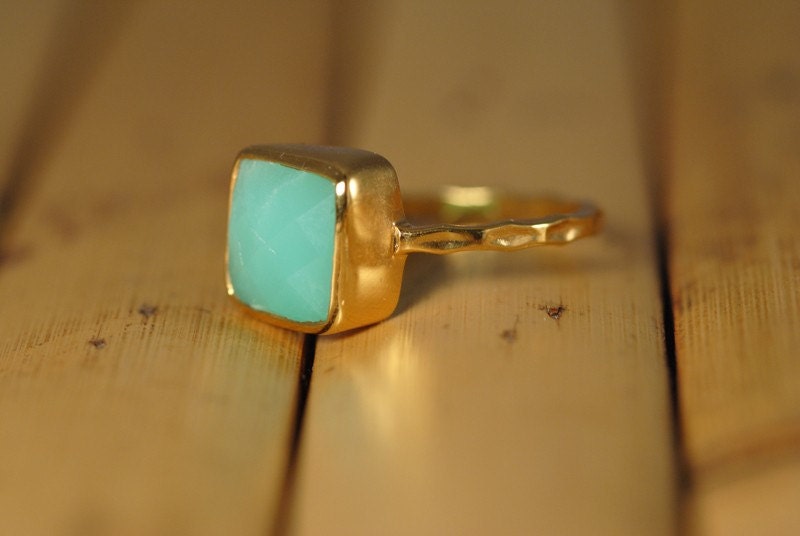 Chrysoprase Ring - Gemstone Ring - Gold Ring - Bezel Ring - Stackable Ring Mother's Day Gift