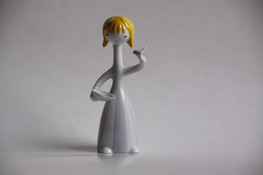 Cute Mid Century Girl Figurine - Hollohaza