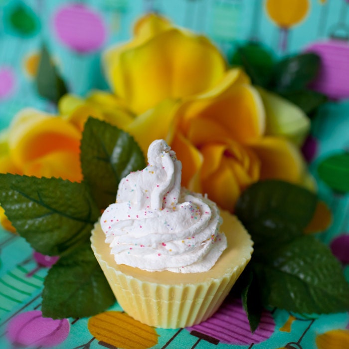 Freshly Cut Rose Cupcake Soap - Vegan & Paraben-free