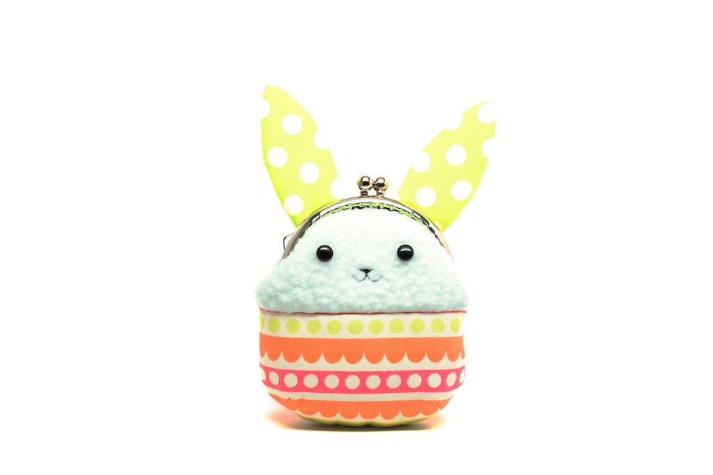 Easter green rabbit plush mini pouch