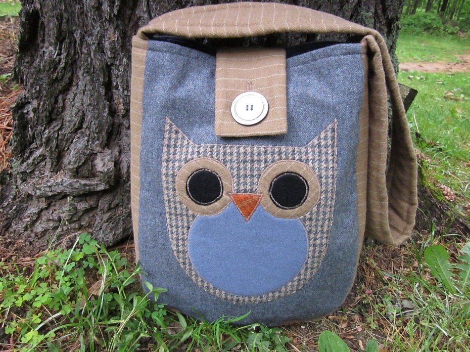 Owl totebag, recycled wool