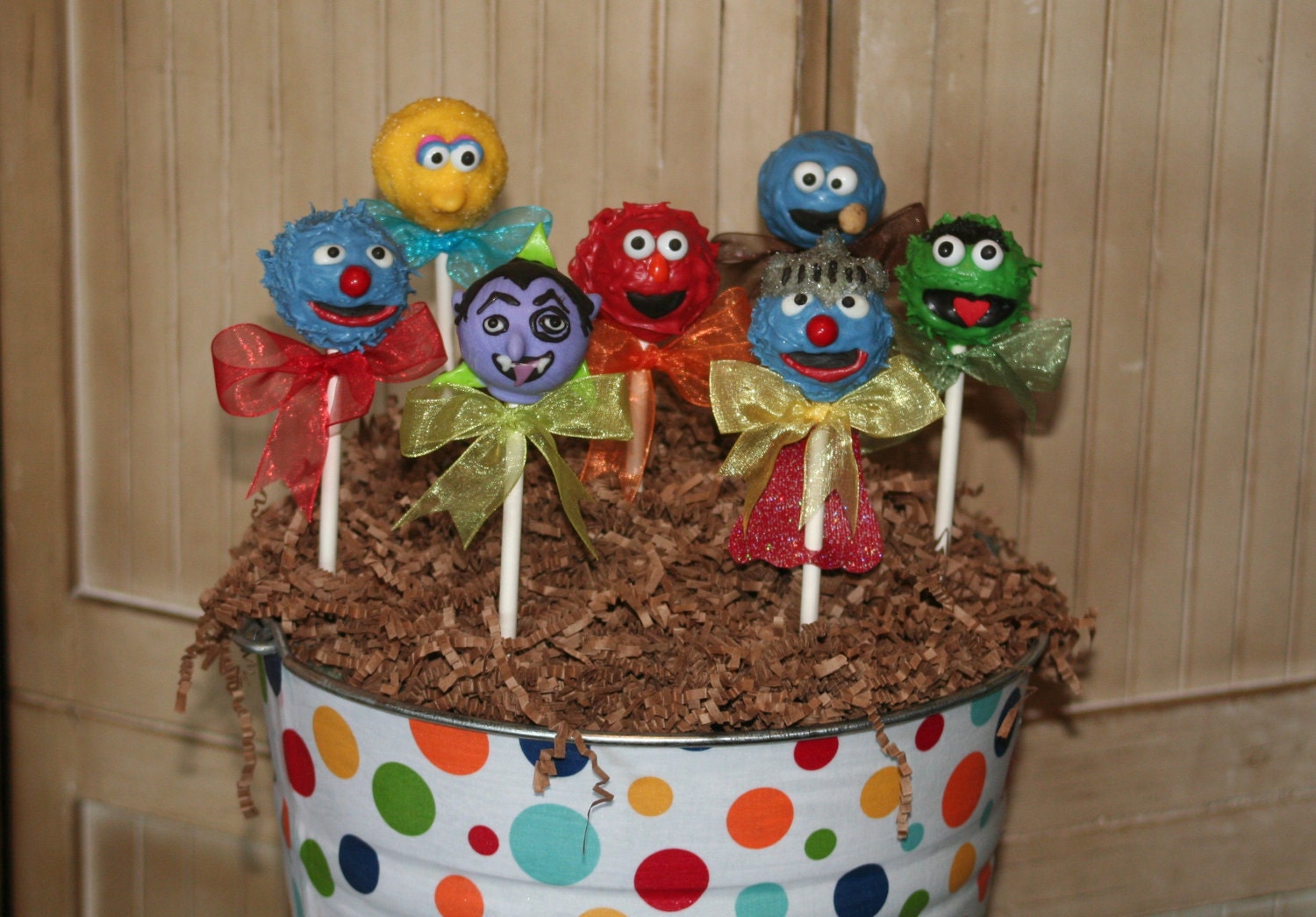 Mom's Killer Cakes & Cookies MORE Sesame Street Cake Pops Super Grover and The Count