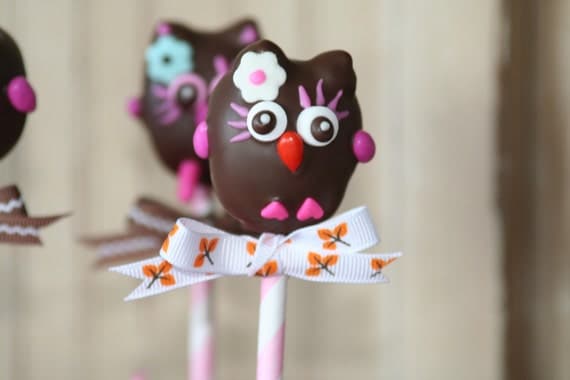 Mom's Killer Cakes & Cookies Original Design Madi's Owls Owl Cake Pops Il_570xn